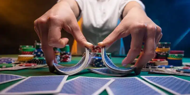 Dealer Gợi Cảm - Mang Lại Trải Nghiệm Thật Như Sòng Bài